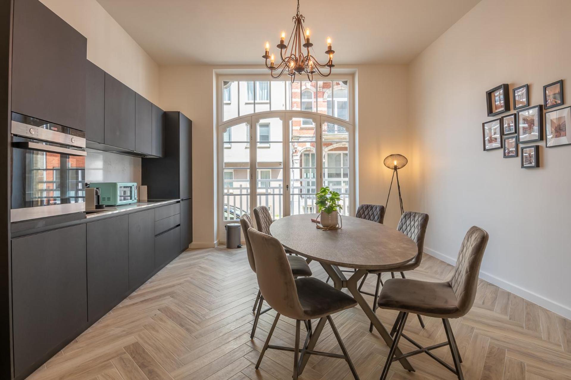 Beautiful Renovated Apartment In An Authentic Building Oostende Dış mekan fotoğraf